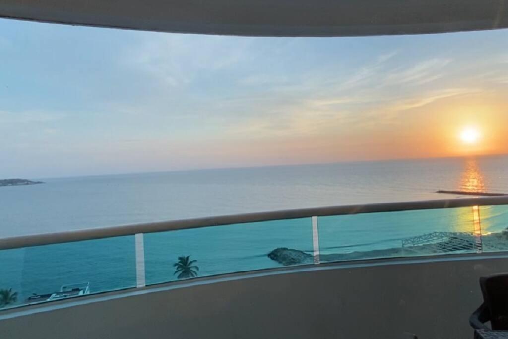 2b/2b Gorgeous Sunsets-ocean View -pool *