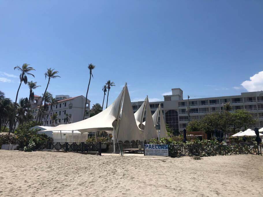 Apartment 2b/2b Gorgeous Sunsets-ocean View -pool